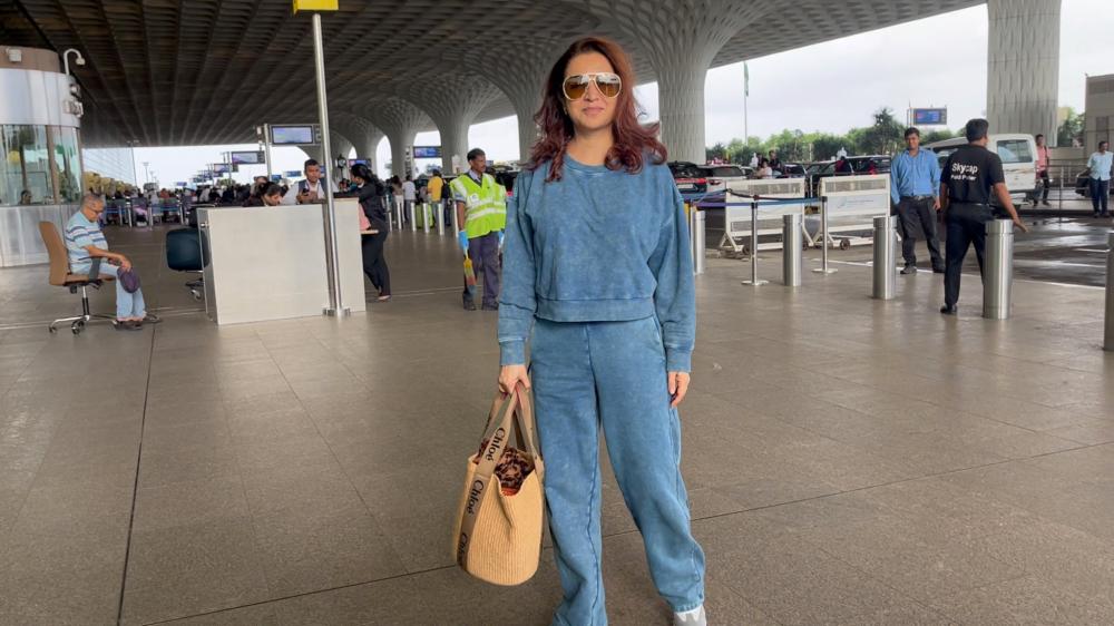 tisca-chopra-looked-elegant-and-stylish-catching-everyone-s-attention-with-her-travel-ensemble